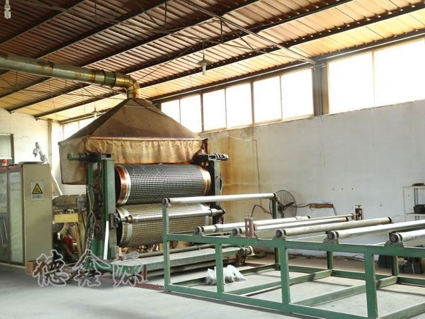 排水板設(shè)備